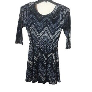 Lily‎ Rose Junior's Blue and Gray Dress with Chevron Pattern Size Medium